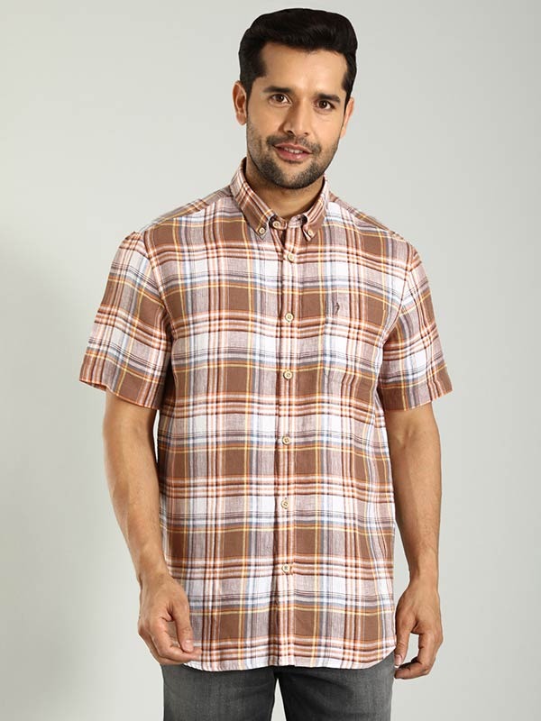 Indian Terrain Men's Regular Fit Half Sleeve Checkered Brown Shirt